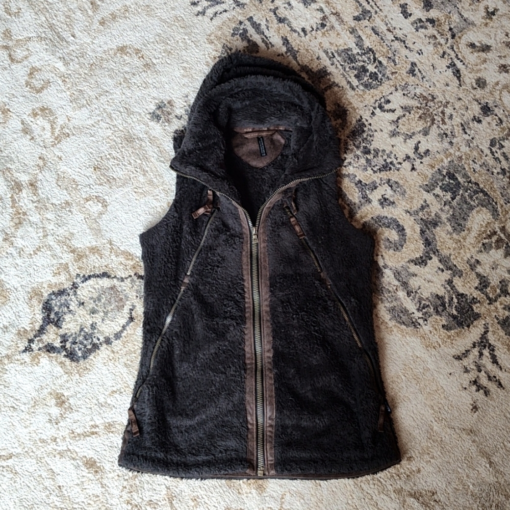 Kuhl women's flight vest size XS